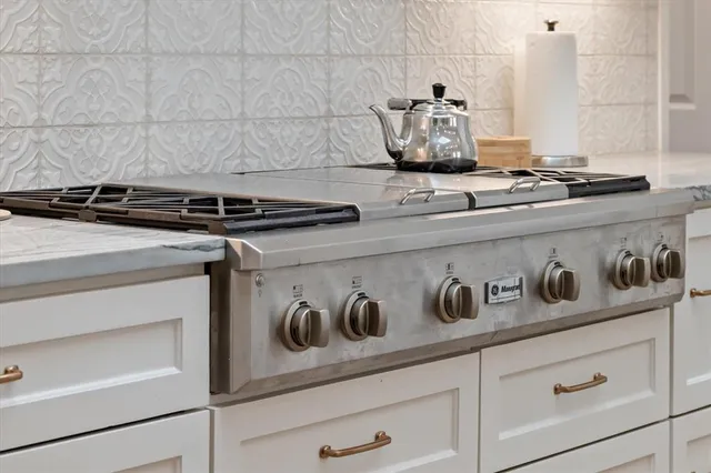 a close view of stove