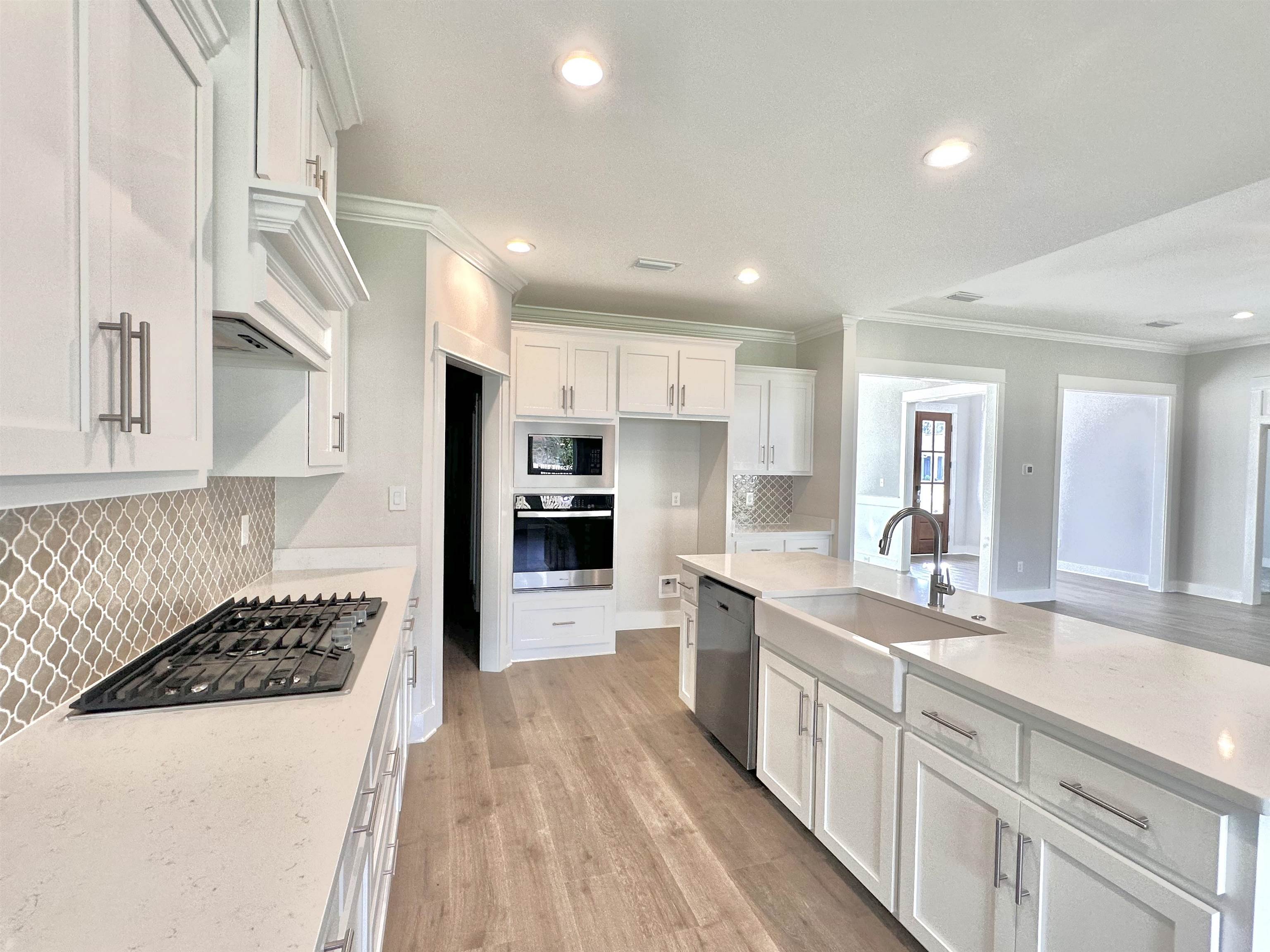 634 Kitfox Avenue Fairhope, AL 36532 - Photo 5 of 33 Kitchen