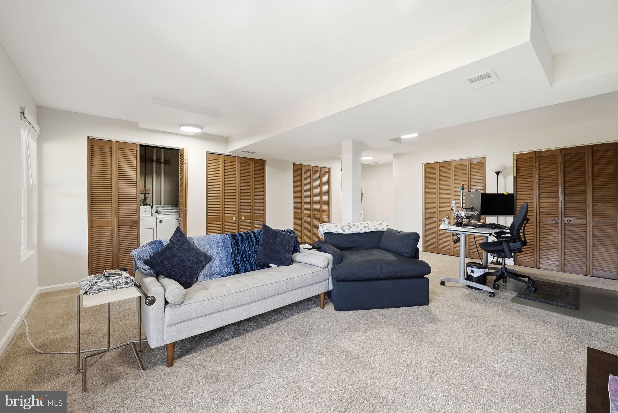 9236 Labelle Lane Gaithersburg, MD 20879 - Photo 25 of 33 Spacious, versatile living area awaits.