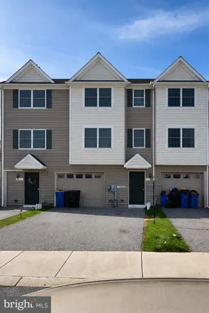 $250,000 | 740 Kentwell Drive, York, PA 17406