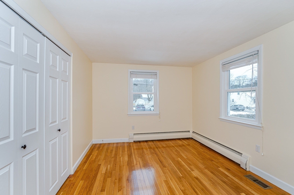 19 Hillcrest Road Burlington, MA 01803 - Photo 11 of 42 Gallery Image 11