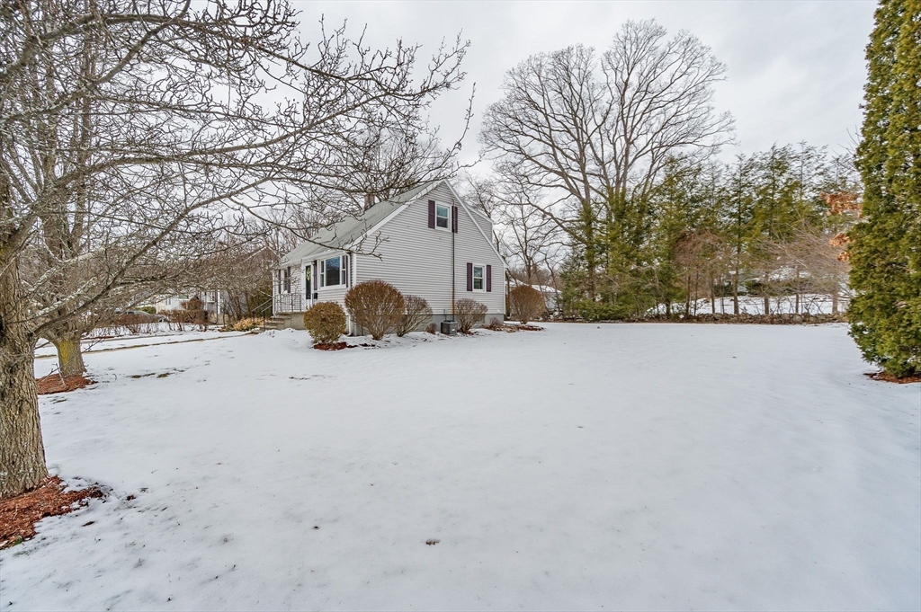 19 Hillcrest Road Burlington, MA 01803 - Photo 34 of 42 Gallery Image 34