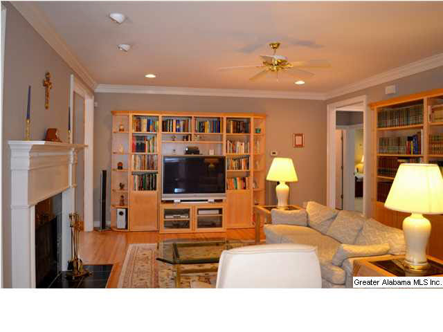 155 Weatherly Way Pelham, AL 35124 - Photo 7 of 26