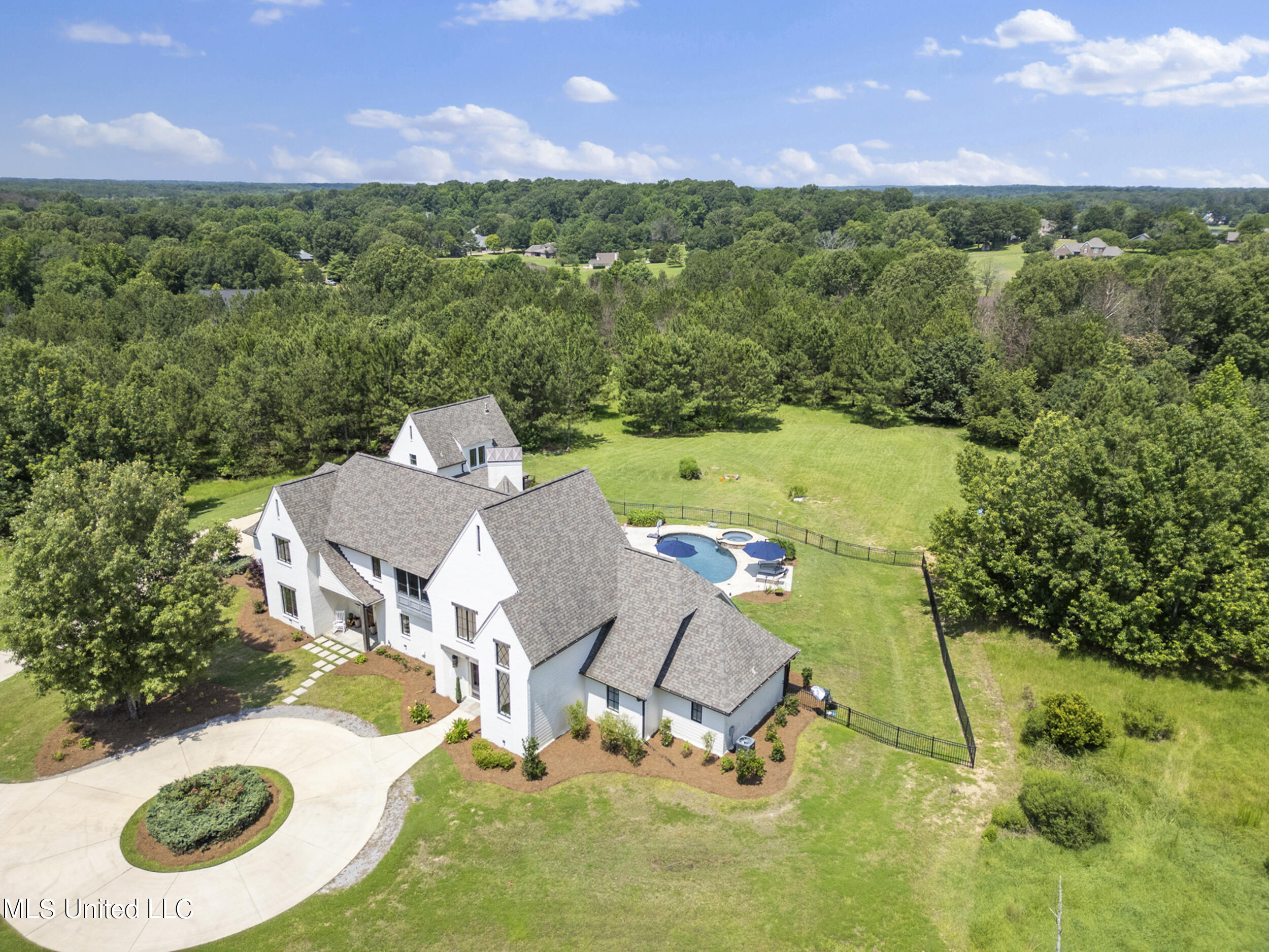 107 Northridge Road Madison, MS 39110 - Photo 3 of 62 6_107 northridge drone final-3