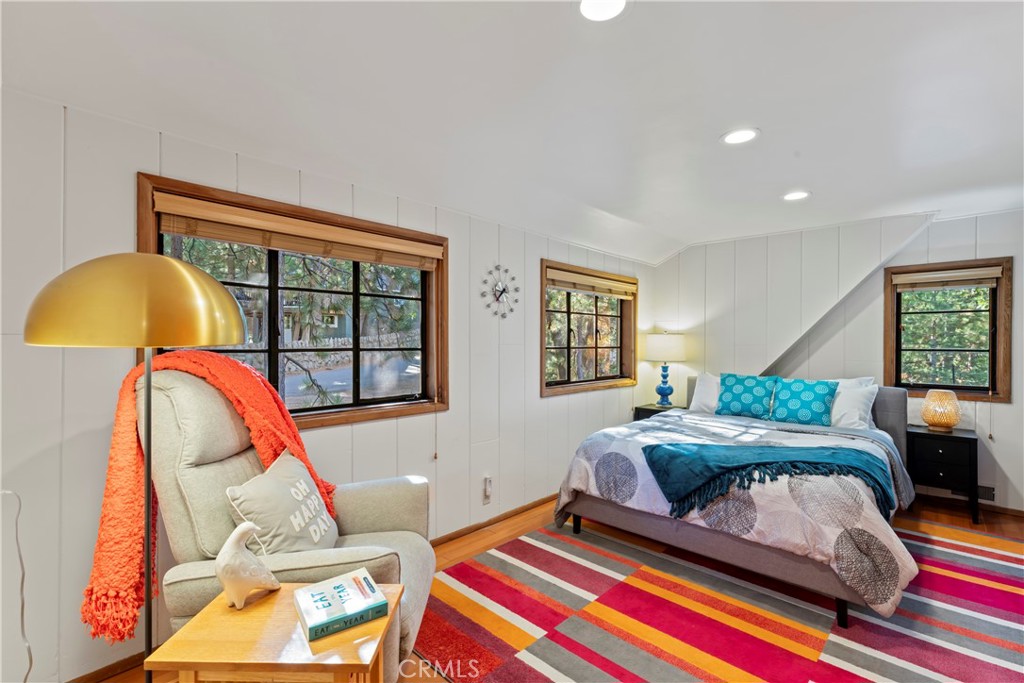 309 Castle Gate Road Lake Arrowhead, CA 92352 - Photo 27 of 58 a bedroom with a bed and window