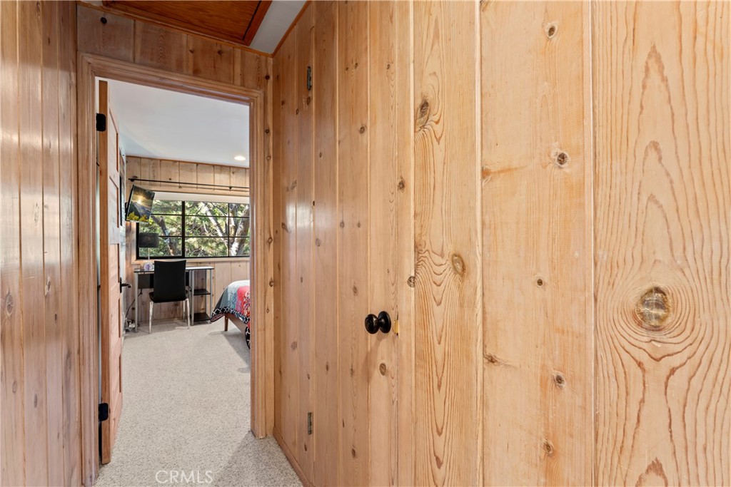 309 Castle Gate Road Lake Arrowhead, CA 92352 - Photo 34 of 58