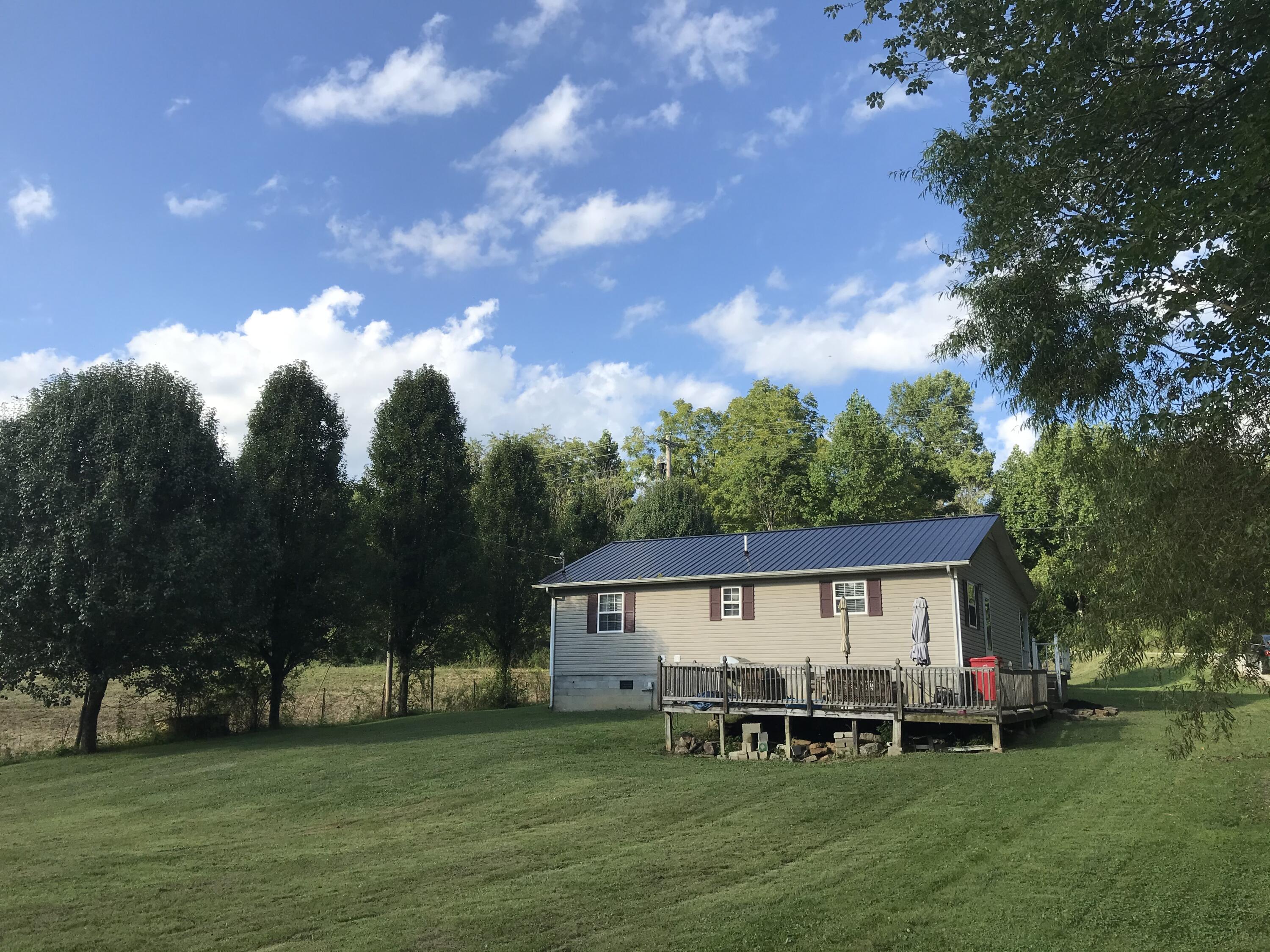 4895 Rough Creek Road London, KY 40744 - Photo 7 of 25 68B3AA8E-A52A-47BC-B487-FF518D509338