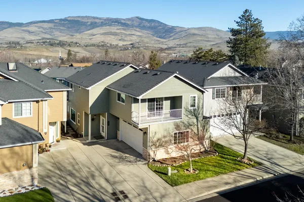 $489,000 | 267 Meadow Drive, Ashland, OR 97520