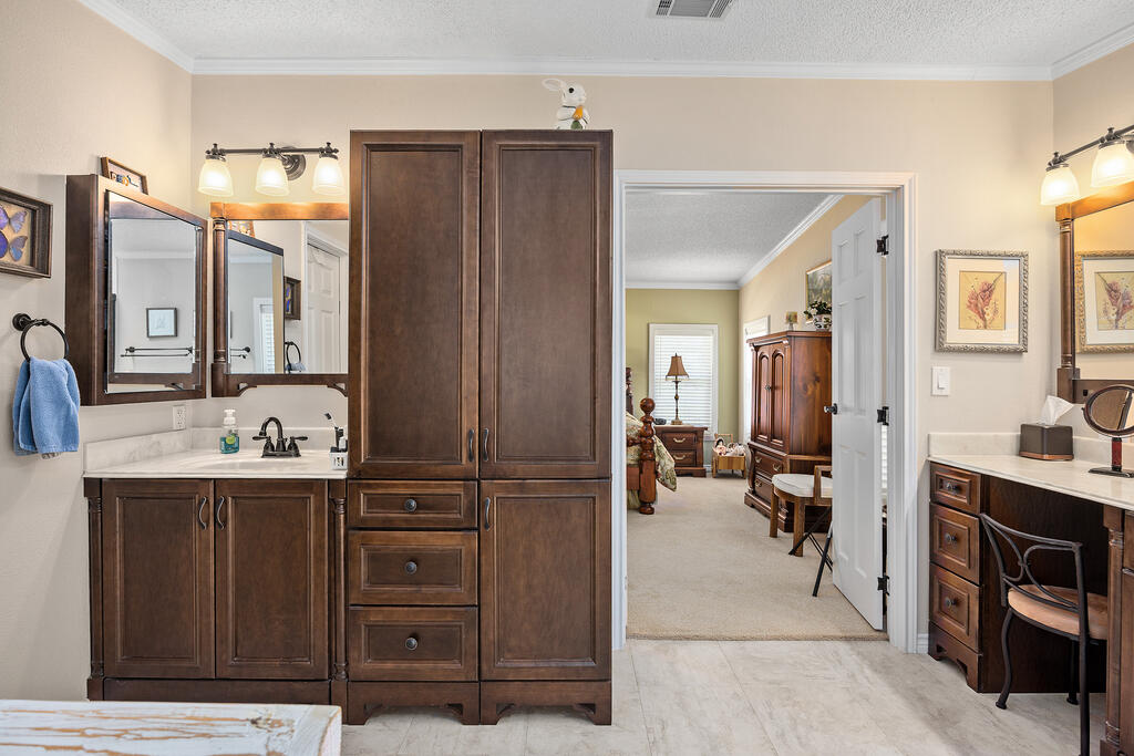 250-256 Wharton Road Kerrville, TX 78028 - Photo 44 of 53 Gallery Image 44