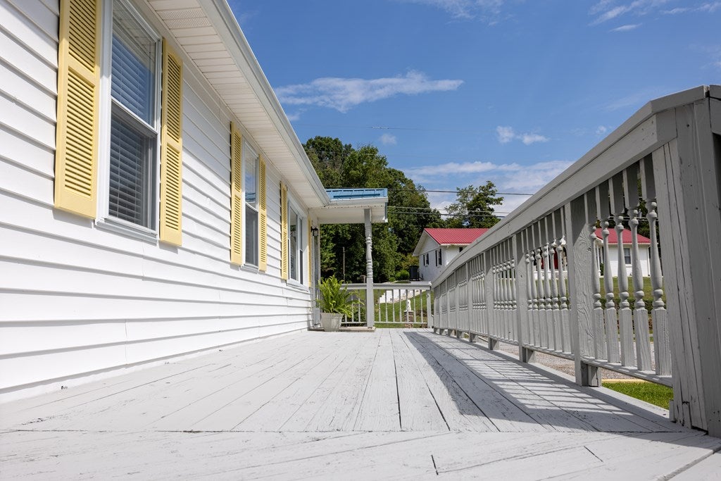 2095 West Ridge Road Wytheville, VA 24382 - Photo 45 of 48 Gallery Image 45