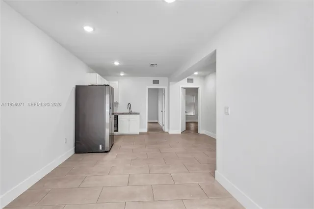 a view of a livingroom with an empty space