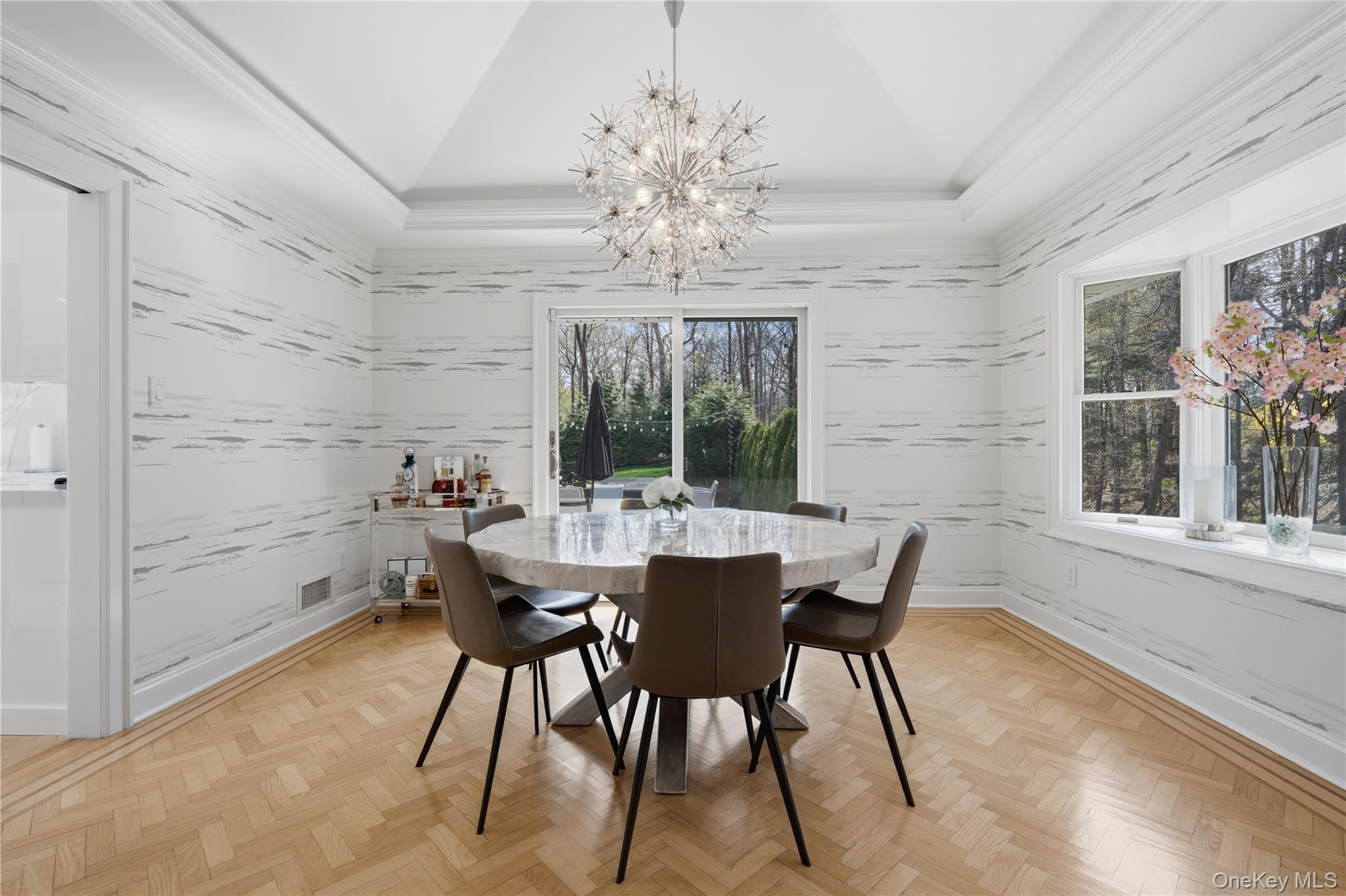 53 Windmill Road Armonk, NY 10504 - Photo 8 of 37 Dining room