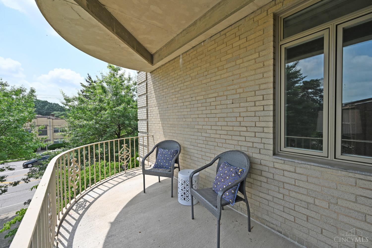 2380 Madison Road, Unit E2A Cincinnati, OH 45208 - Photo 41 of 50