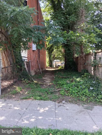 $94,990 | 1700 T Street Southeast, Washington, DC 20020