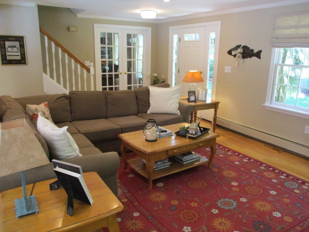 28 Randall Road Rochester, MA 02770 - Photo 4 of 41