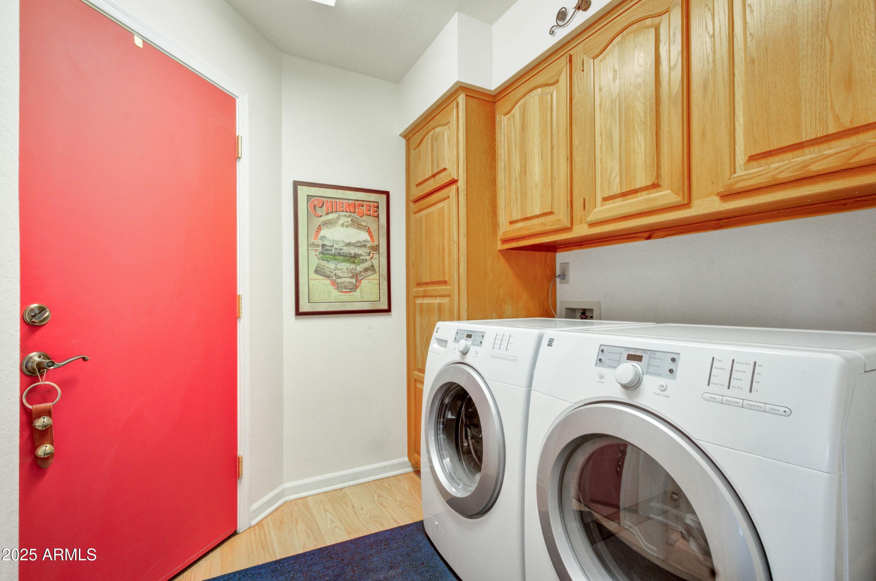 18919 East Reata Drive Rio Verde, AZ 85263 - Photo 21 of 35 a utility room with dryer and washer