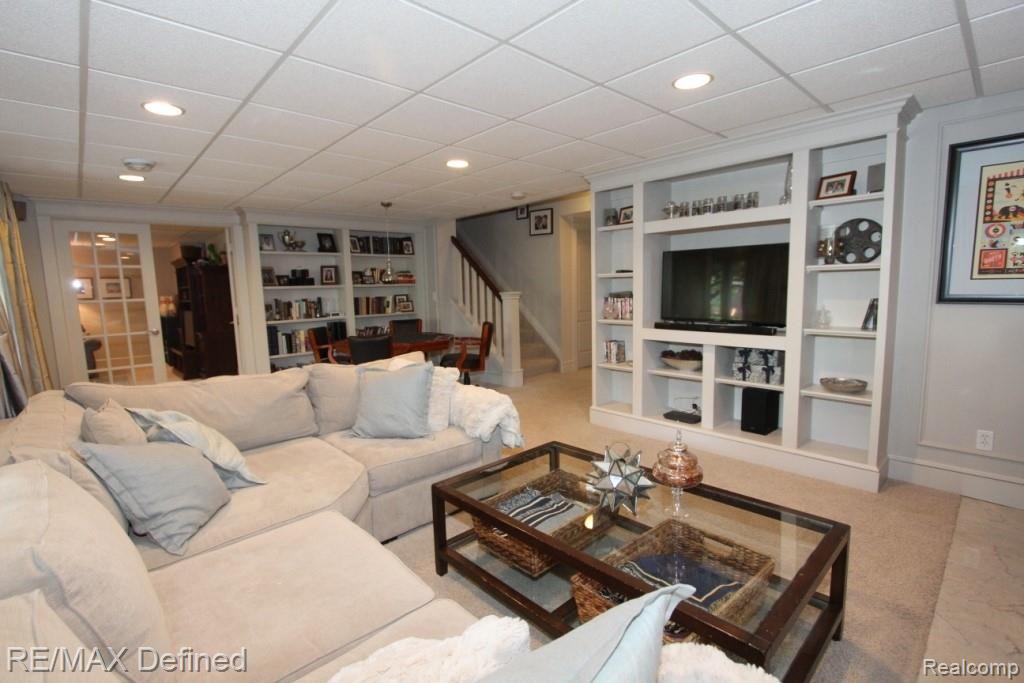 1197 Terra Lane Rochester, MI 48306 - Photo 27 of 37 IMG_2172.JPG