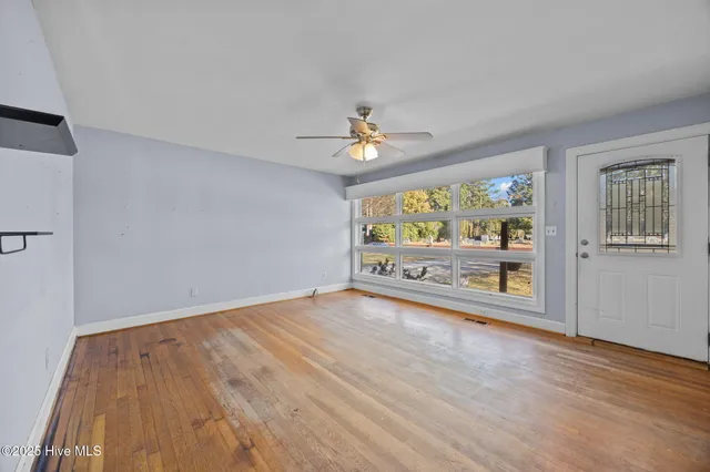 $195,000 | 3222 North Contentnea Street, Farmville, NC 27828