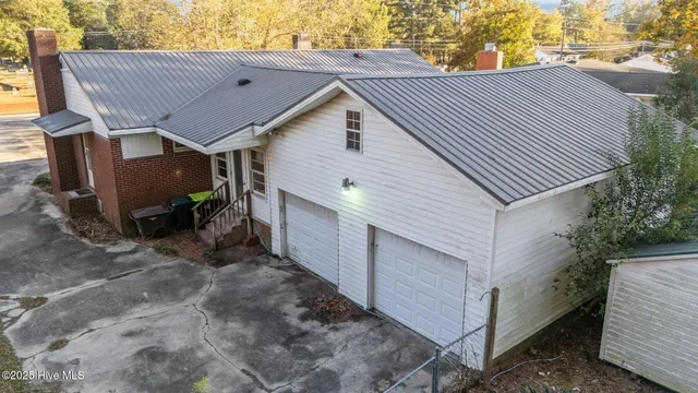 $195,000 | 3222 North Contentnea Street, Farmville, NC 27828