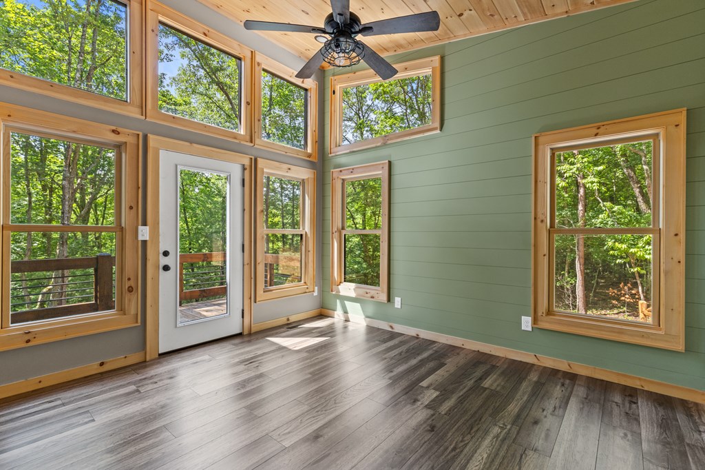 307 Mangum's Trail Blue Ridge, GA 30513 - Photo 28 of 36 a view of an entryway with wooden floor and door