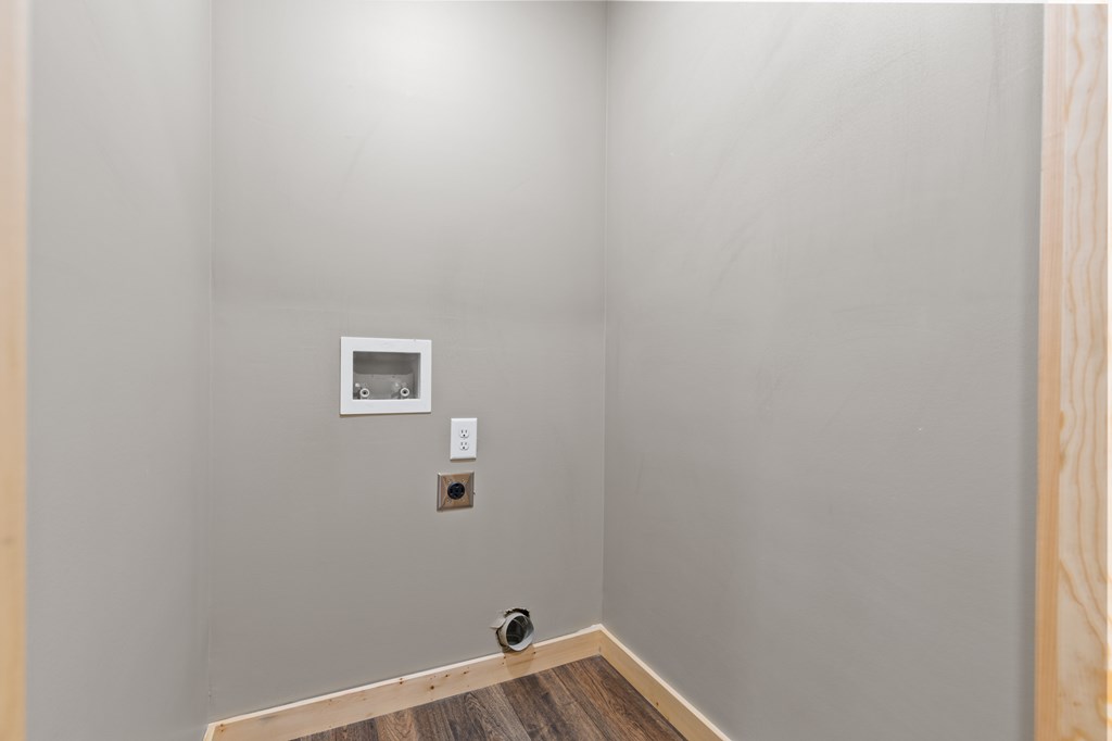 307 Mangum's Trail Blue Ridge, GA 30513 - Photo 29 of 36 a view of a small space