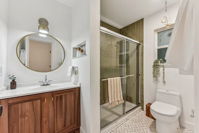 $1,050,000 | 1101 Manlove Street, Austin, TX 78741