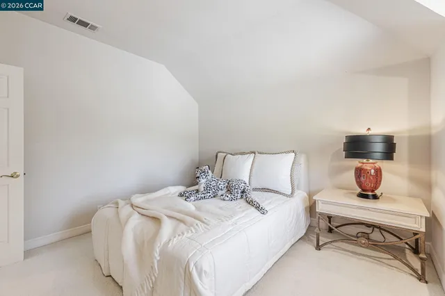 $2,495,000 | 4 Julianna Court, Moraga, CA 94556