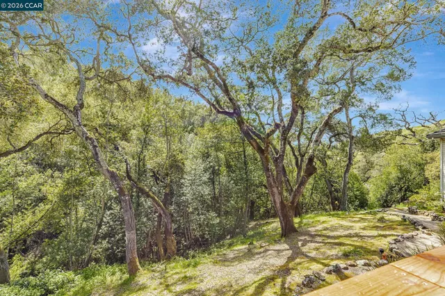 $2,495,000 | 4 Julianna Court, Moraga, CA 94556