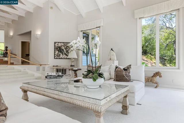 $2,495,000 | 4 Julianna Court, Moraga, CA 94556