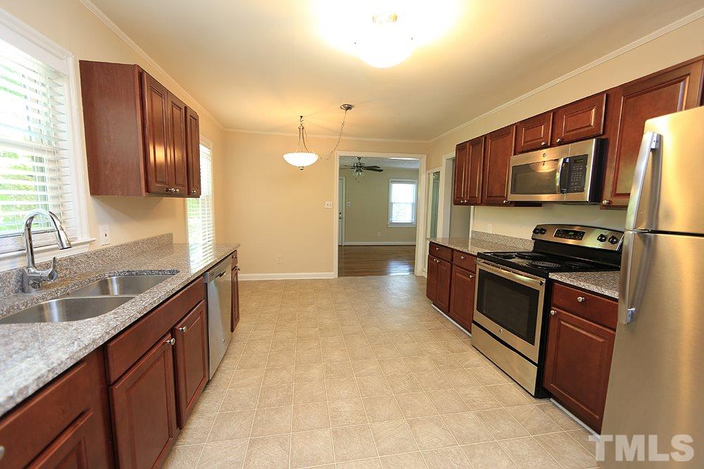 2019 Wake Forest Road Raleigh, NC 27608 - Photo 7 of 13