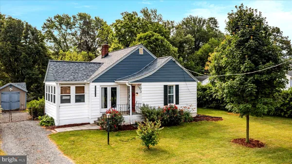 $559,900 | 17516 Harmony Church Road, Hamilton, VA 20158