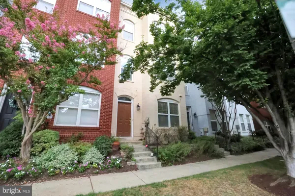 $5,550 | 2133 12th Place Northwest, Washington, DC 20009