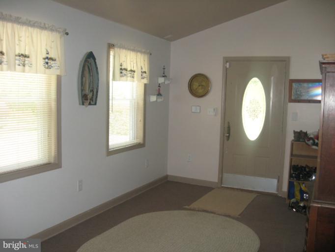372 Castleton View Road Castleton, VA 22716 - Photo 17 of 28 Sun porch