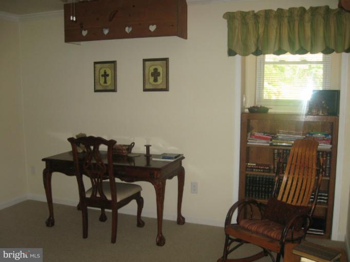 372 Castleton View Road Castleton, VA 22716 - Photo 4 of 28 Den