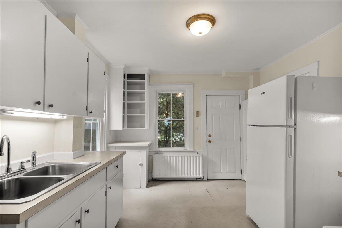 92 Cedar Street Belfast, ME 04915 - Photo 46 of 89 46-92 Cedar St. (49 of 97)