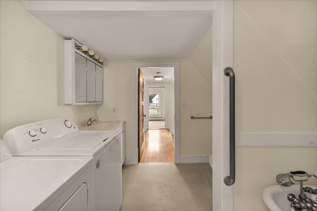 92 Cedar Street Belfast, ME 04915 - Photo 55 of 89 55-92 Cedar St. (58 of 97)