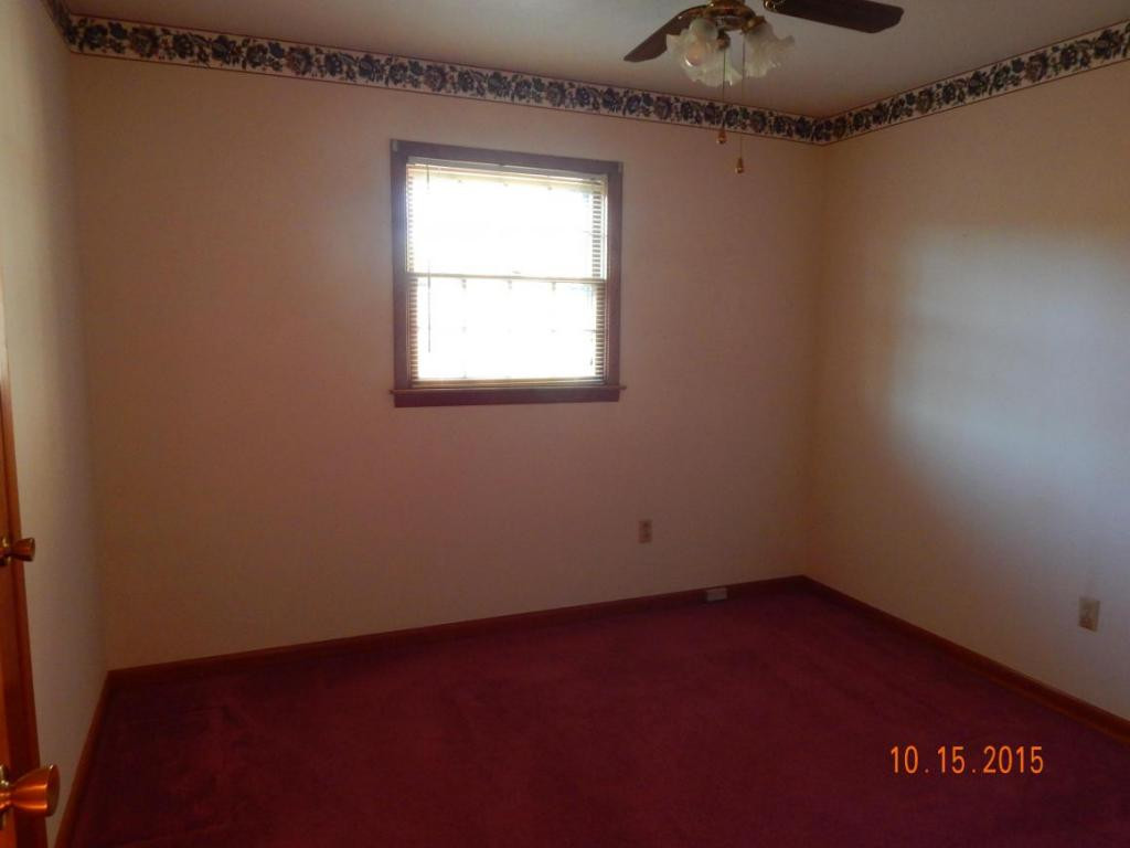 5024 Boss Road Kingsport, TN 37664 - Photo 14 of 24 bedroom 3