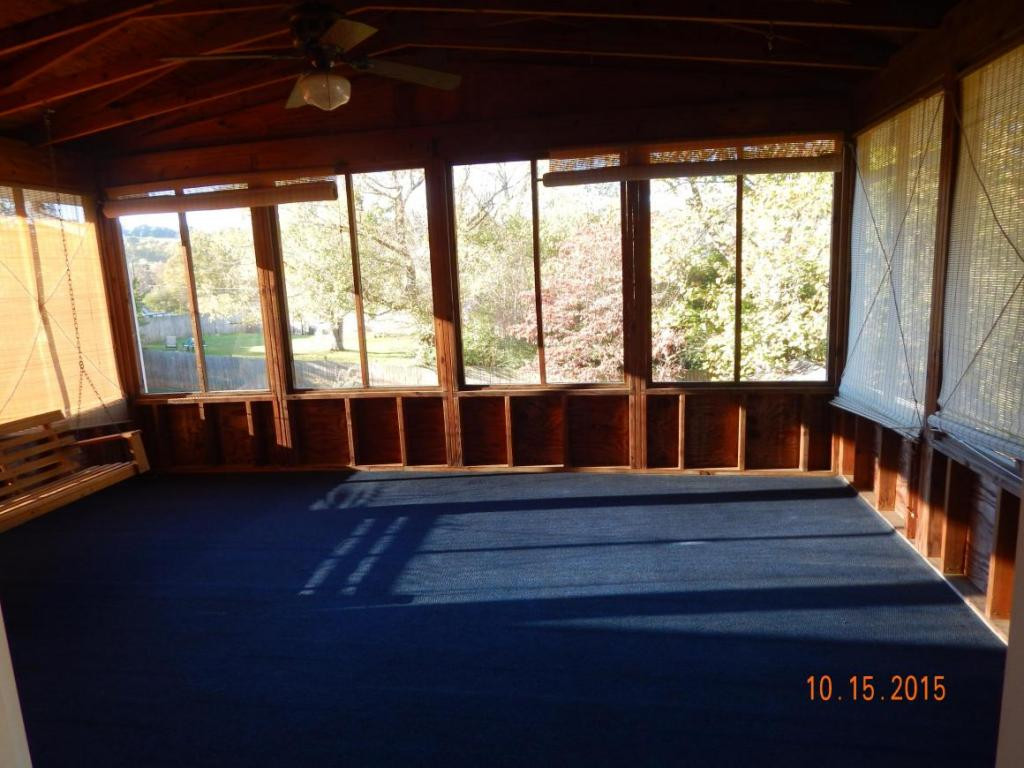 5024 Boss Road Kingsport, TN 37664 - Photo 4 of 24 screened in porch