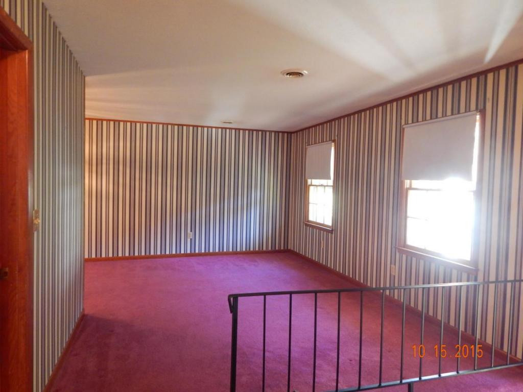 5024 Boss Road Kingsport, TN 37664 - Photo 7 of 24 living room