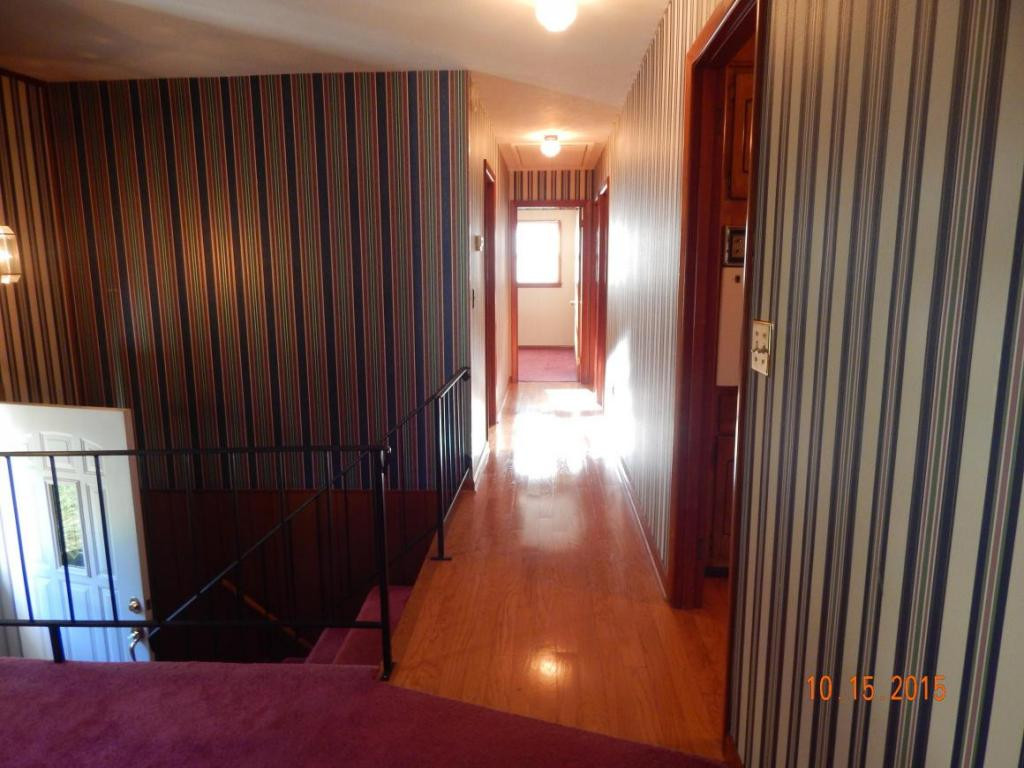 5024 Boss Road Kingsport, TN 37664 - Photo 9 of 24 hall to bedrooms