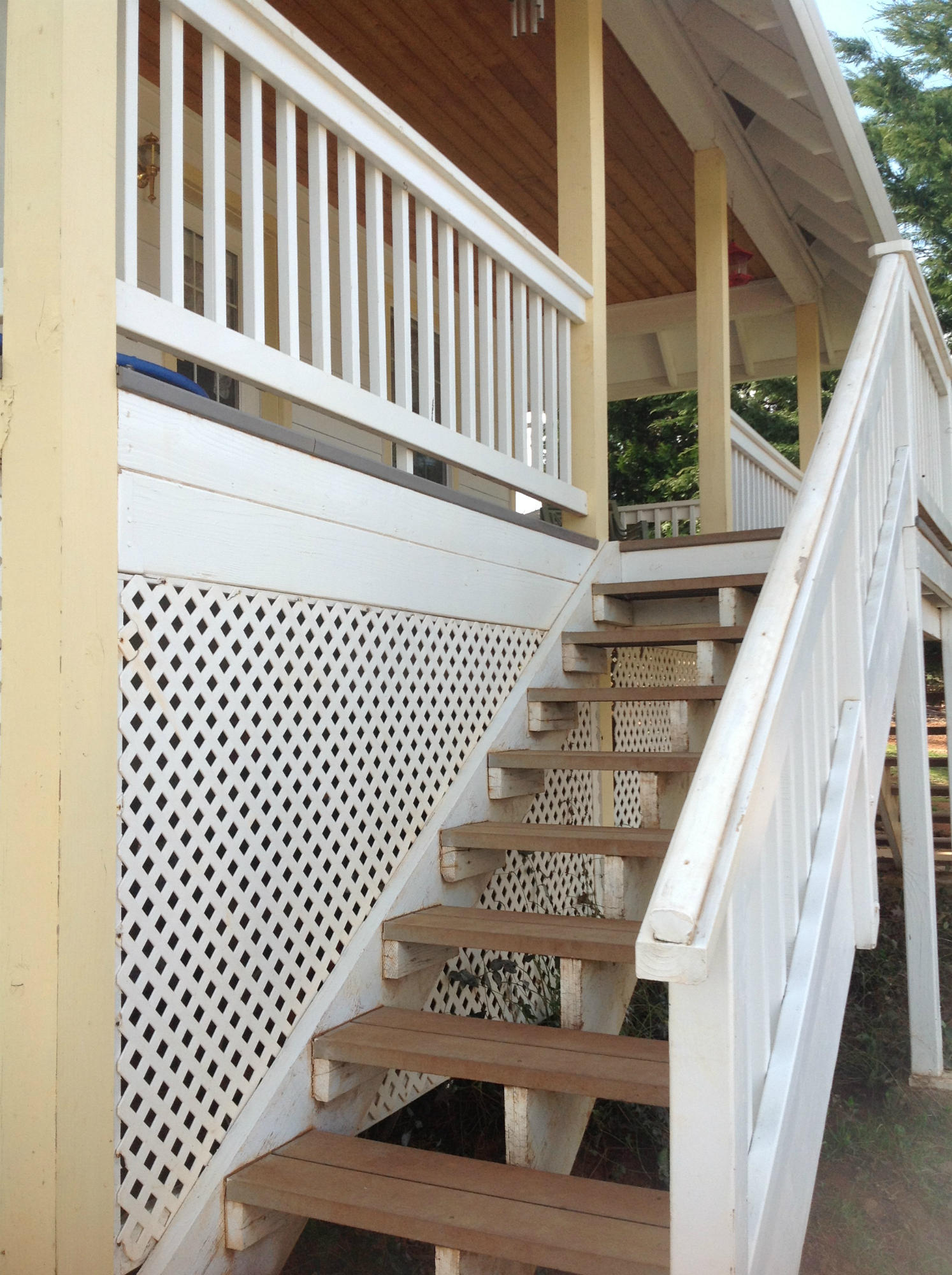 29204 Park Road Bella Vista, CA 96008 - Photo 2 of 41 a view of entryway with wooden floor