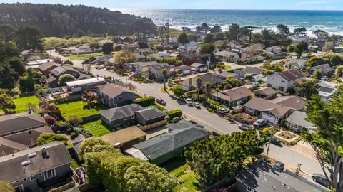 $1,535,000 | 414 Vermont Avenue, Moss Beach, CA 94038