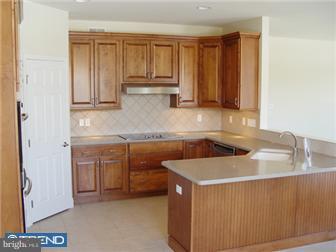39 Herington Drive Sinking Spring, PA 19608 - Photo 4 of 5