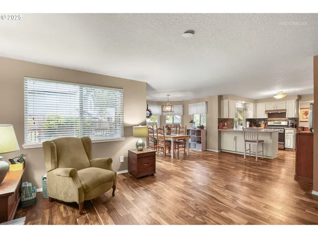 $599,000 | 16455 Southwest Cynthia Street, Beaverton, OR 97007