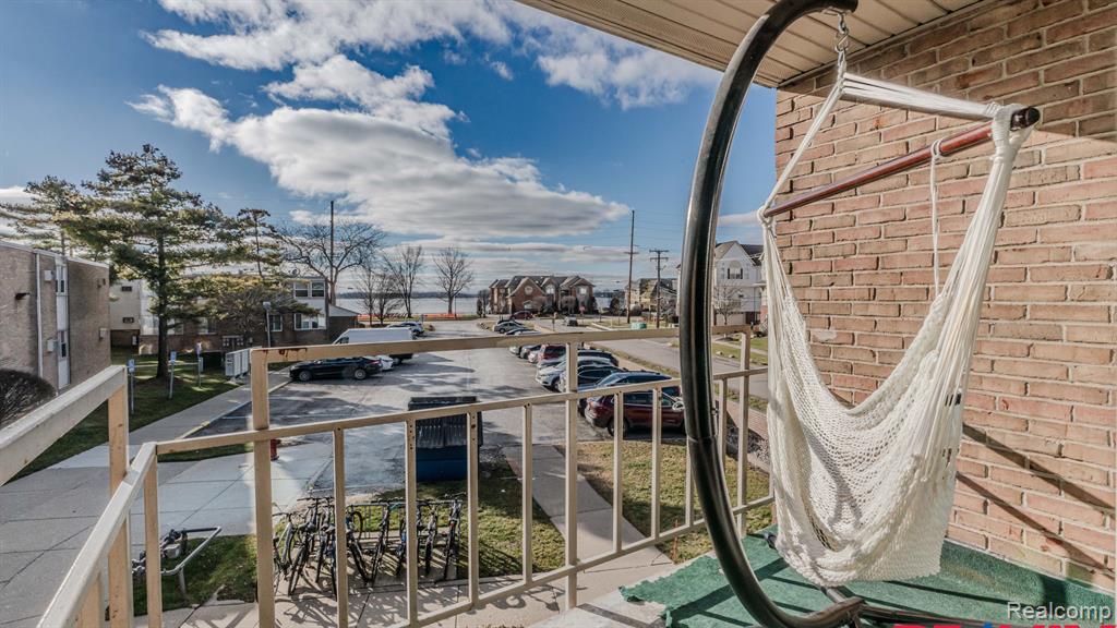 1629 Cass Lake Road, Unit C Keego Harbor, MI 48320 - Photo 23 of 40