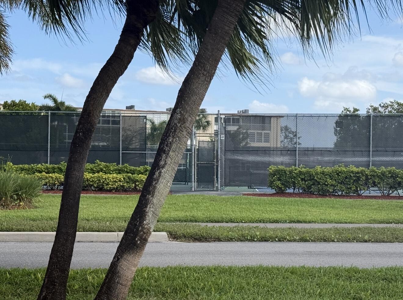 412 Brighton J Boca Raton, FL 33434 - Photo 45 of 48 IMG_5729