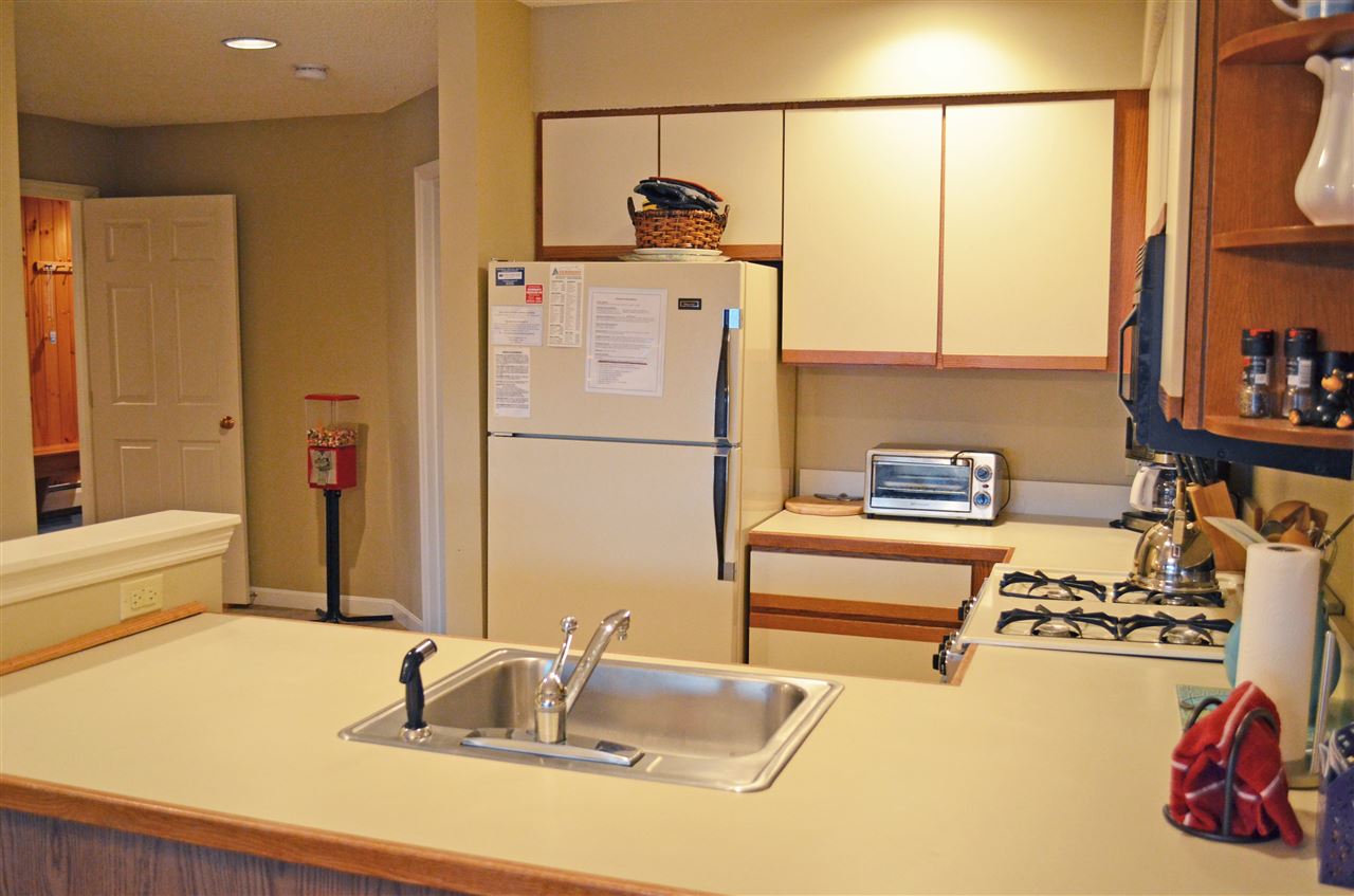 81 White Loop, Unit F203 Ludlow, VT 05149 - Photo 20 of 40 Gallery Image 20