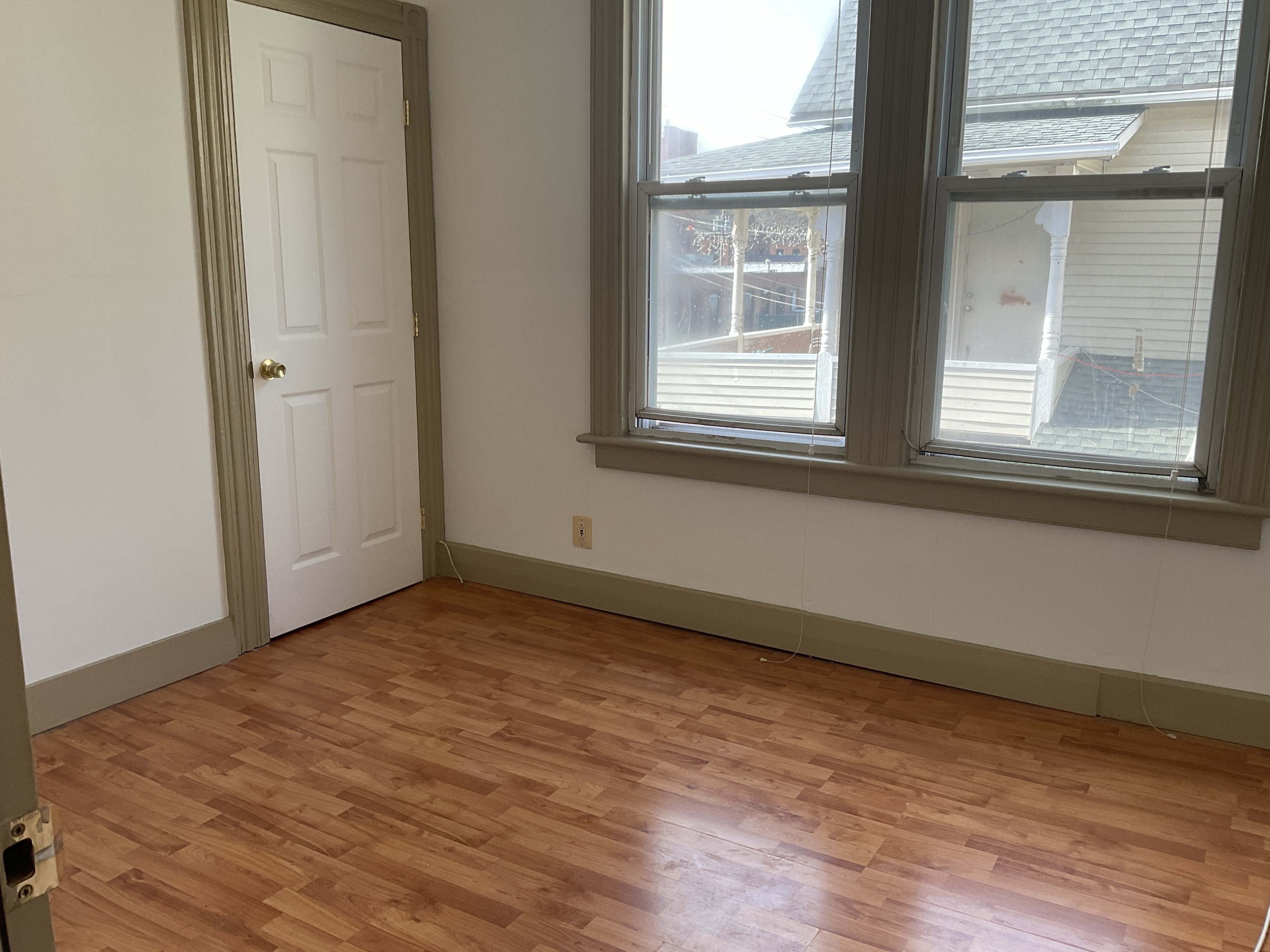 39 Park Avenue Derby, CT 06418 - Photo 5 of 8 an empty room with a window