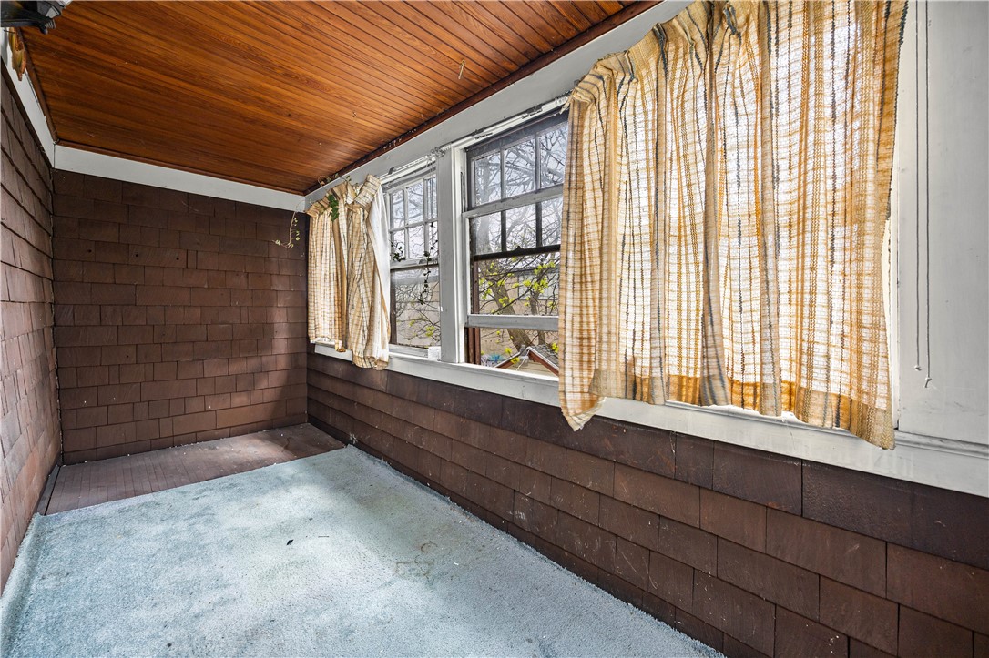 749 Ave D Rochester, NY 14621 - Photo 15 of 25