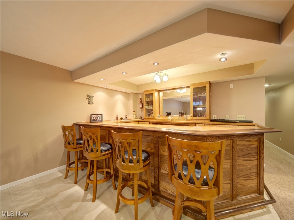 17161 Burrows Road Thompson, OH 44086 - Photo 36 of 48 View of bar